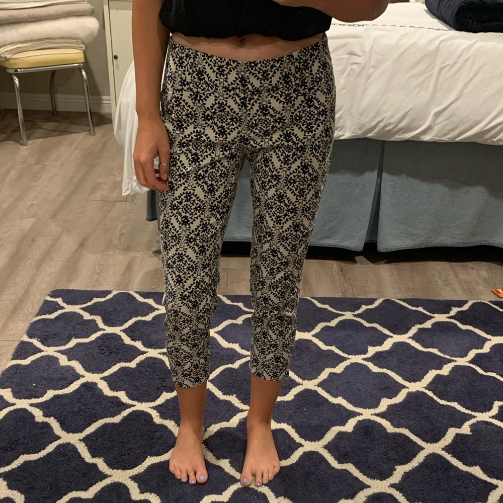 LOFT Riviera Floral Pant - Picture 7 of 10
